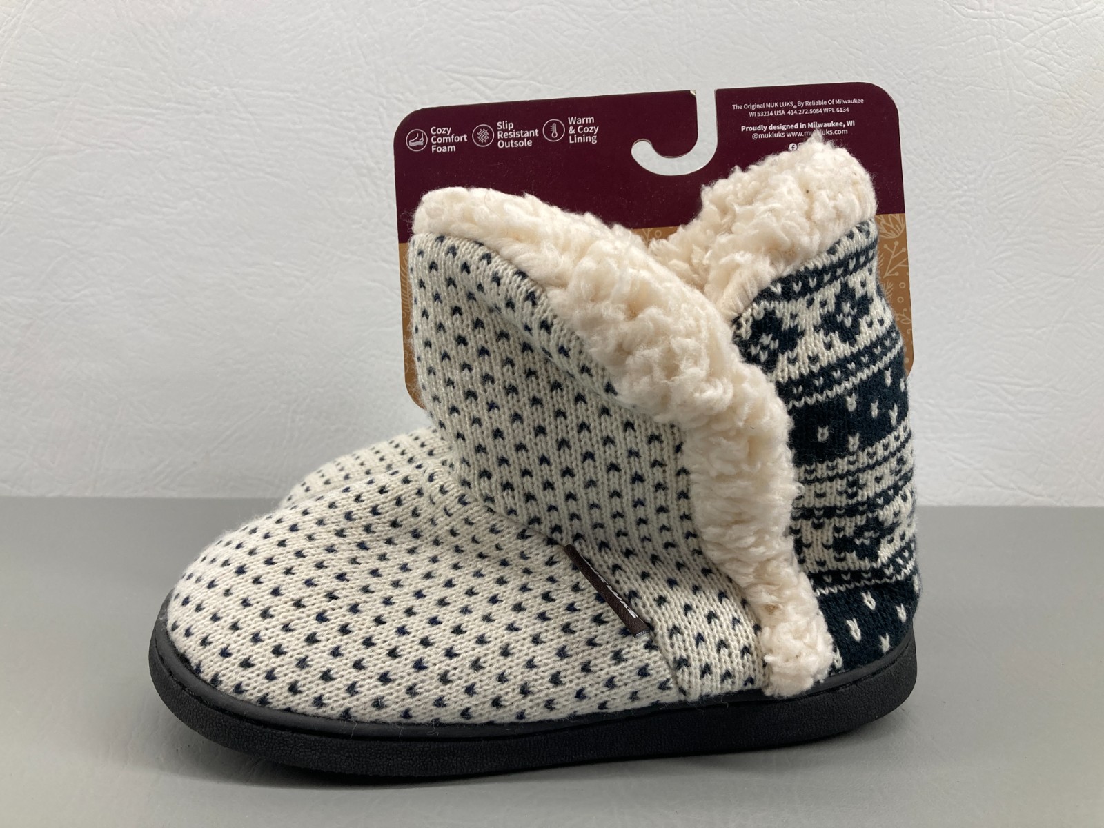 Muk Luks Womens Slippers Size Small 5-6 Slip On Black & White Booties New