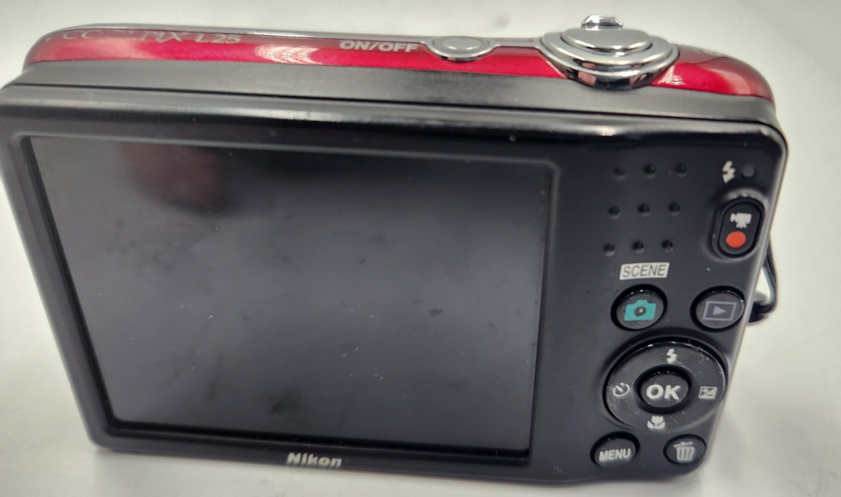 Nikon COOLPIX L25 10.1MP Digital Camera - Silver for sale online