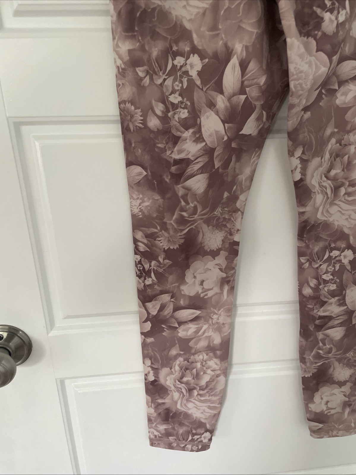 Athleta Elevation Printed Tight Sz Small, Mauve p… - image 11