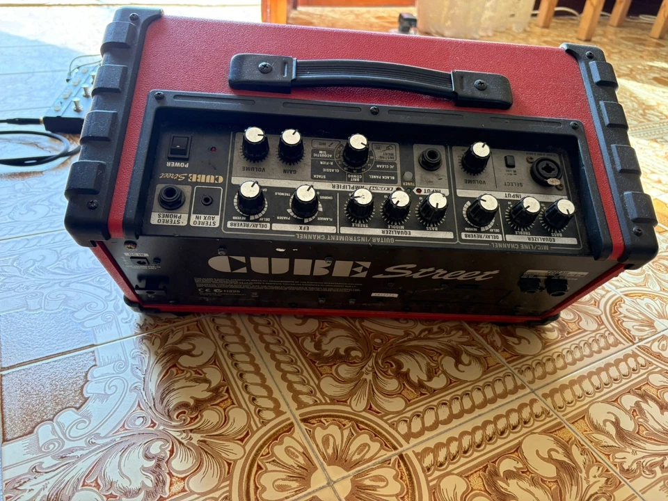 Roland Cube Street + Pedaliera Sonicake  - Image 2 of 4