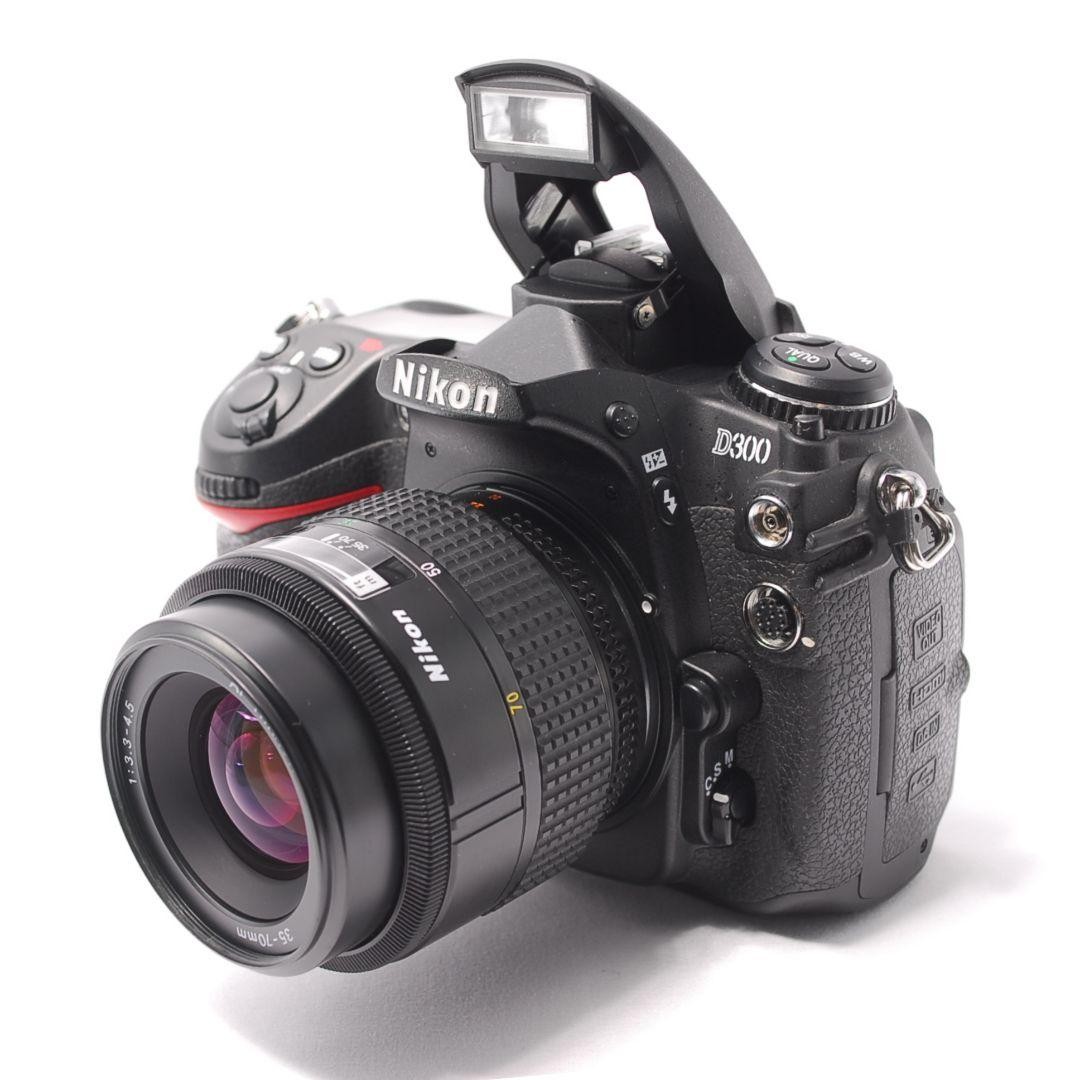 Nikon D300 デジタル一眼レフカメラ ＋NIKKOR 35-70mm Amazon | Nikon デジタル一眼レフカメラ D300 | デジタル一眼