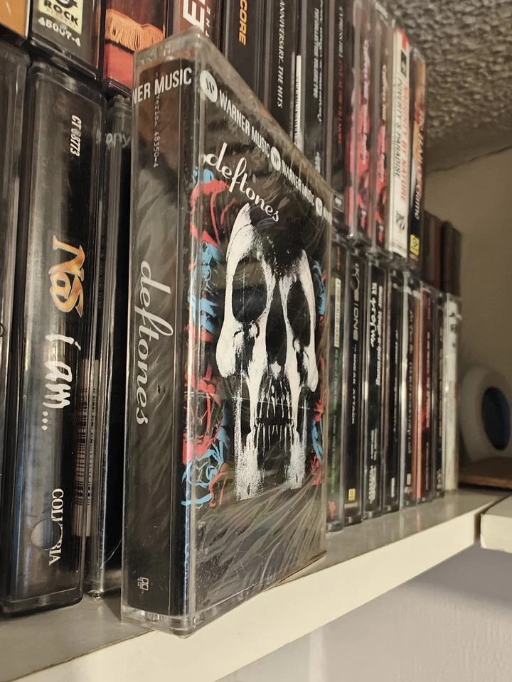 Deftones Deftones FACTORY SEALED cassette album - Image 4 of 4