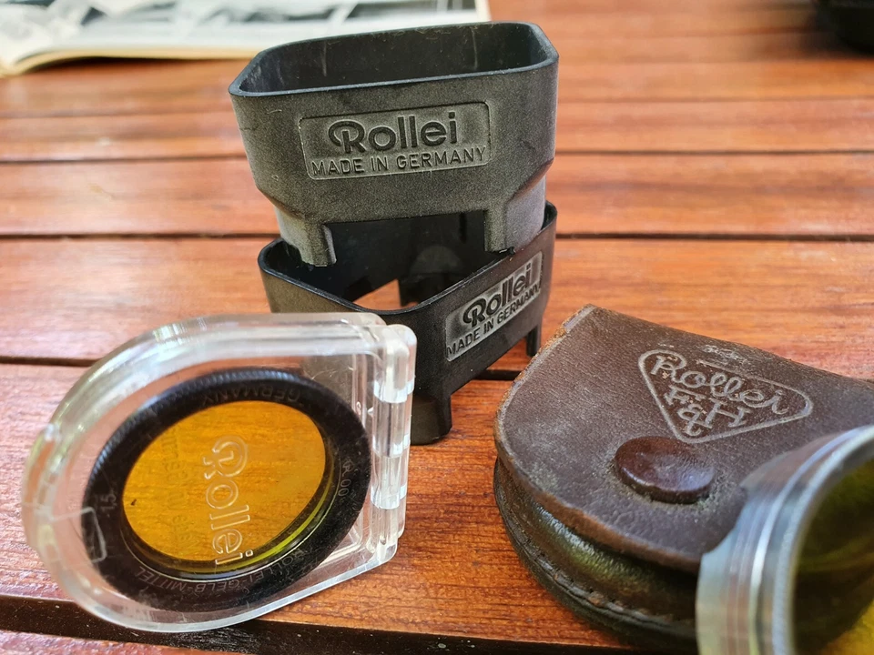 Rolleiflex Accessories Yellow Filter, Sunshade.... - Image 2 of 4