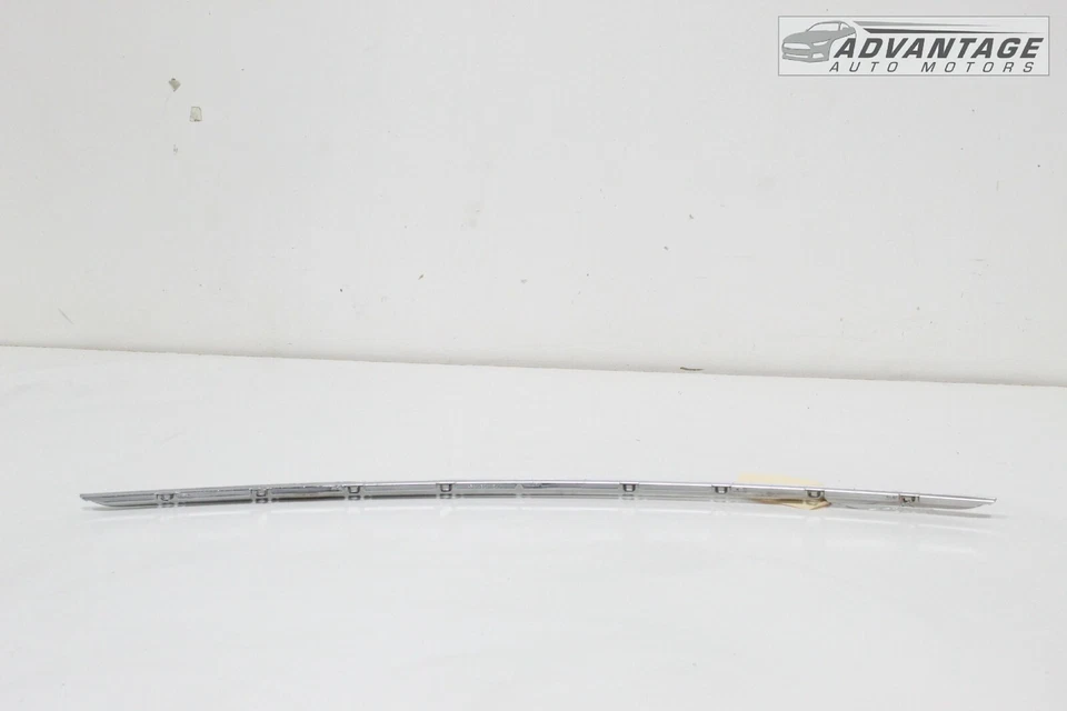 Lincoln MKX 2016-2018 puerta trasera puerta levadiza puerta trasera moldura OEM Foto 2 de 4