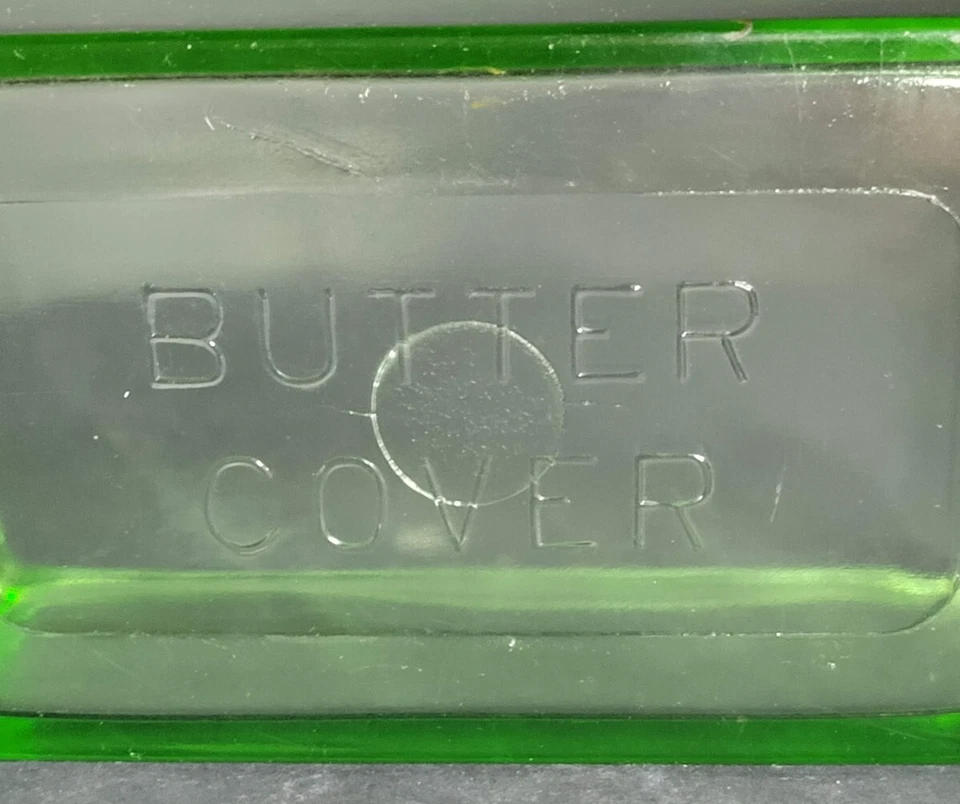 Vidrio de uranio de la década de 1940 "cubierta de mantequilla" - solo cubierta Foto 3 de 4