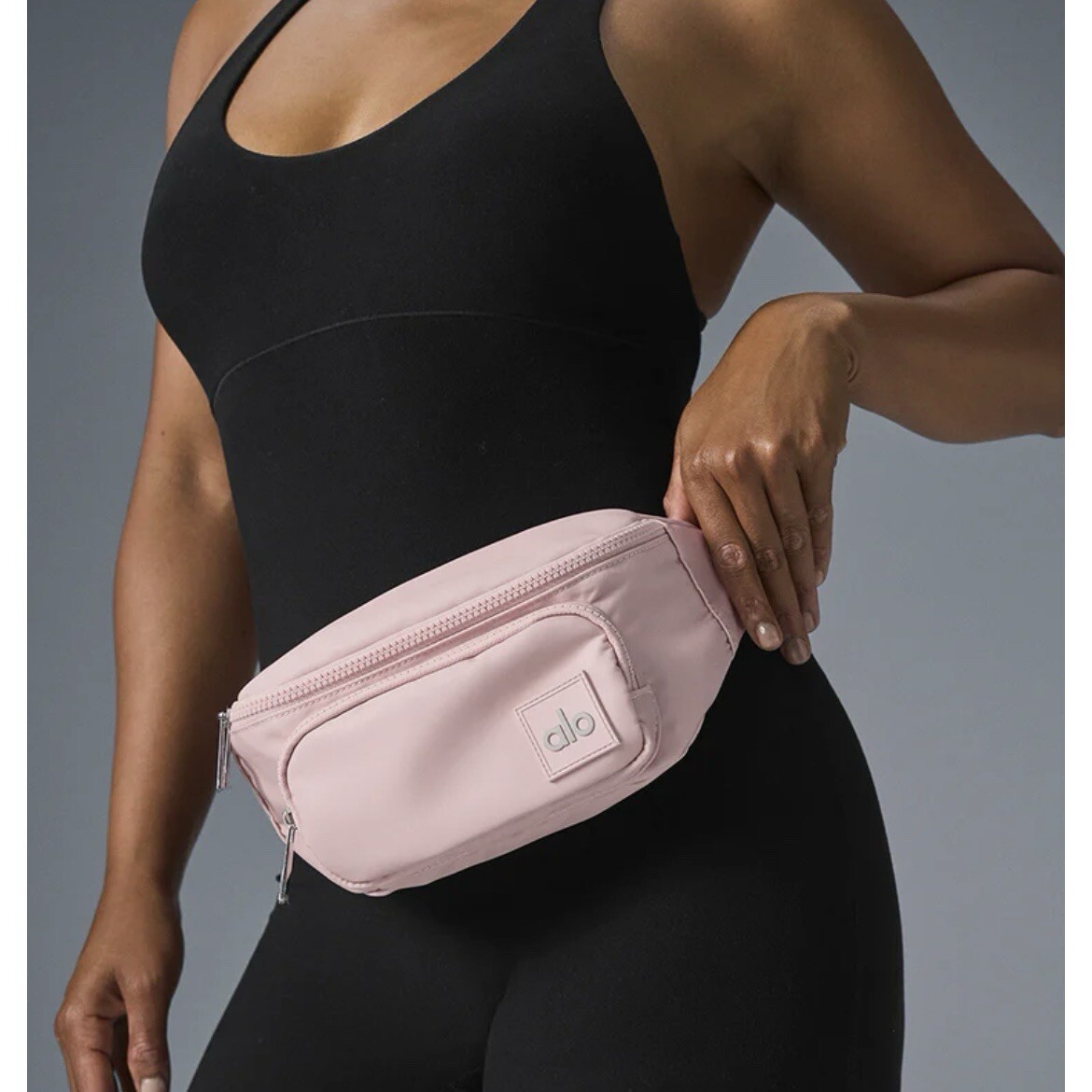 未開封】alo yoga fanny pack-ballet pink