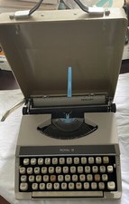 Royal Manual 1970s Portable Typewriter with Carrying Case.  It Works thumbnail