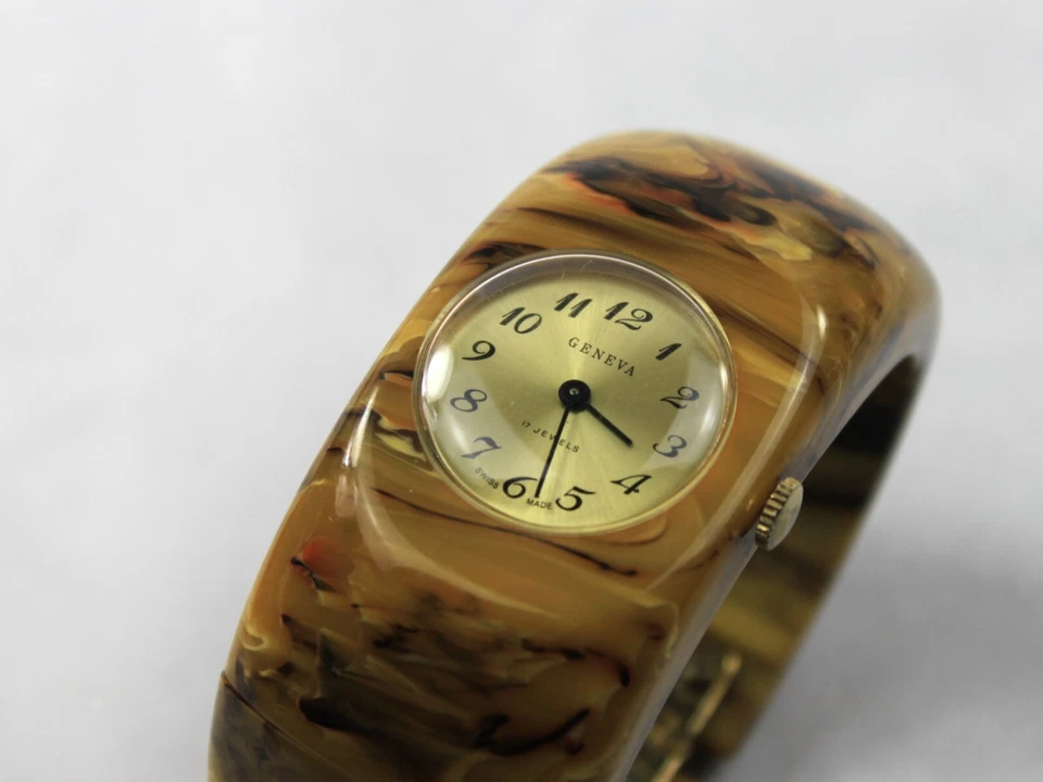 Reloj de pulsera Geneva baquelita años 40 Mississippi barro bisagras abrazadera Foto 4 de 4