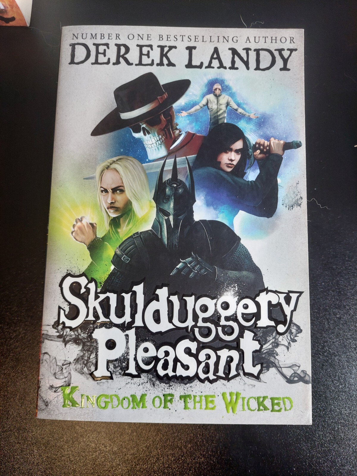 Kingdom of the Wicked (Skulduggery Pleasant, Book 7) by Derek Landy (Paperback,