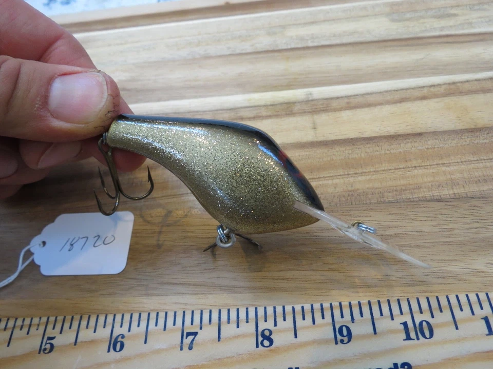 Señuelo de pesca Early Poes (lote #18720) Foto 3 de 4