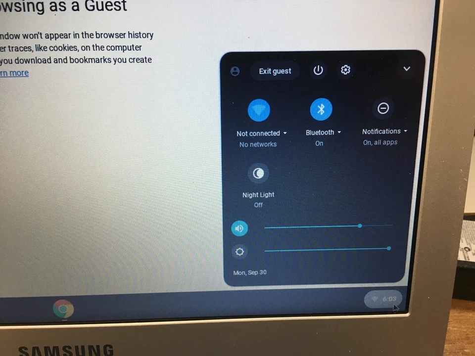 Lote de 3: Samsung XE303 C12 Chromebook 11.6 1.7GHz 2GB 16GB eMMC - Leia Desc. - Imagem 3 de 4