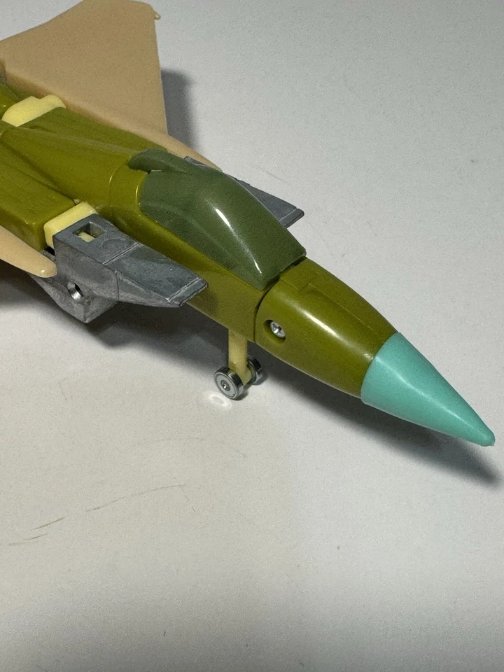 Walmart Transformers Starscream G1 Reissue Prototype Figure Authentic - Image 2 of 4