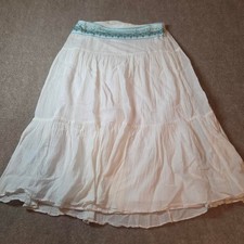 Boho White Crinkle Cotton tiered Girls Midi Skirt M with Teal embroidered waist
