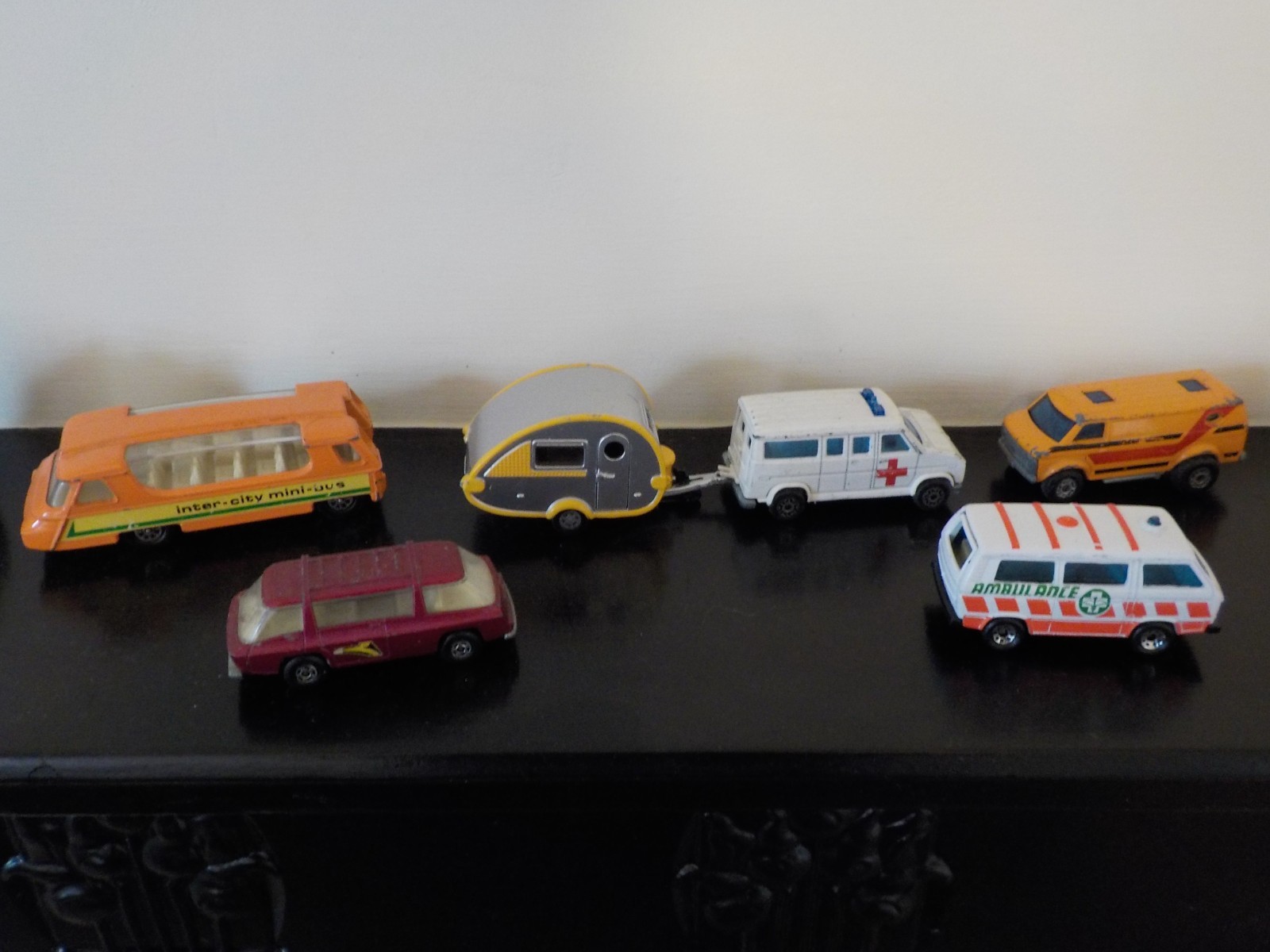 Picture 2 of 9