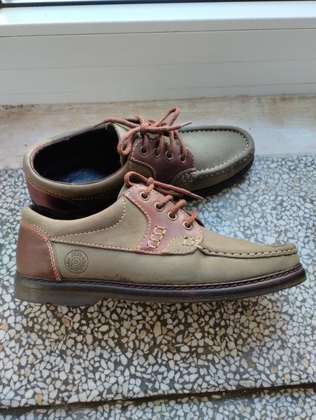 Men Bally Loafers Khaki Leather 41