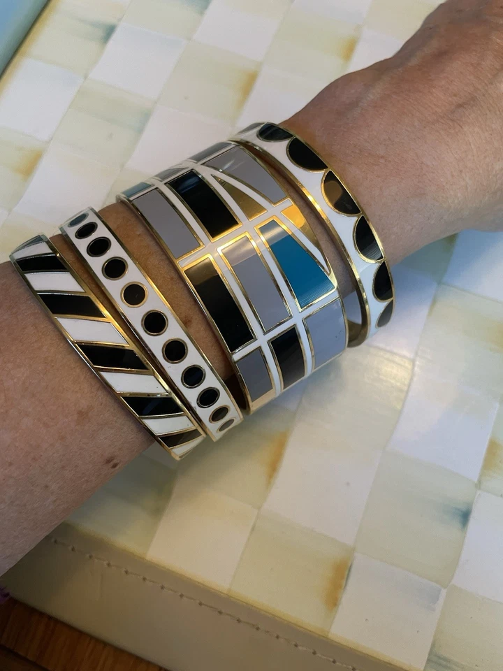 Brazaletes Kate Spade Esmalte Negro Crema Aqua Rayas Lunares Vieiras Abstracto Foto 2 de 4