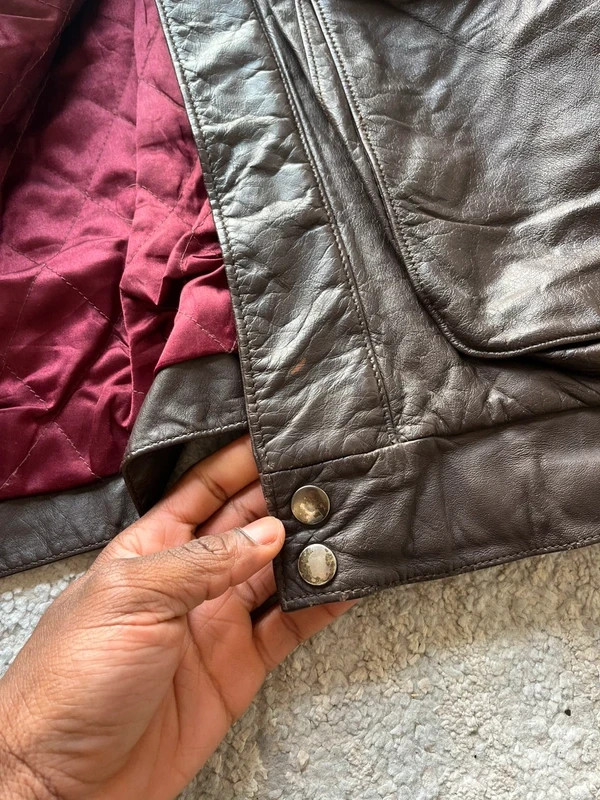 Vintage Men’s Brown Hidden Pockets Leather Jacket Size XL image 6