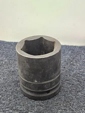 Urrea 10031 1-15/16" 6-Point Impact Socket 1" Drive Black - USED