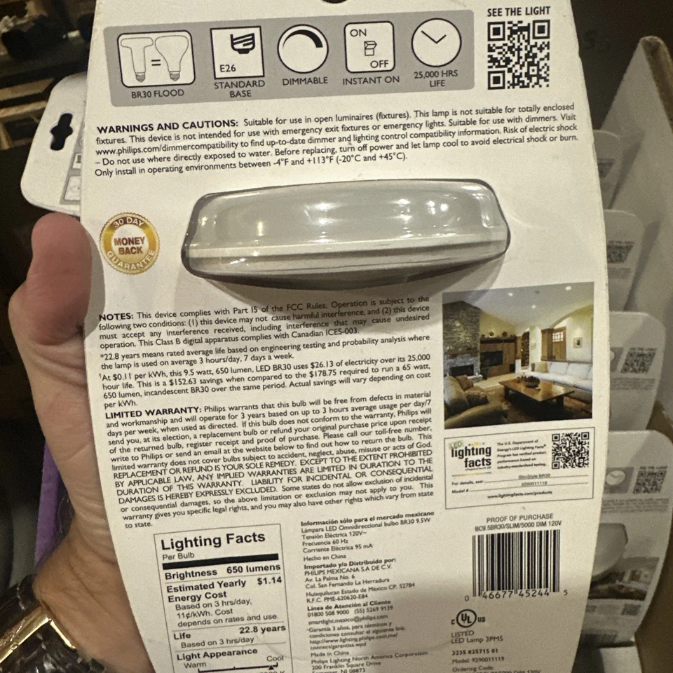 R30 led flood bulb day lite color - Image 2 of 4