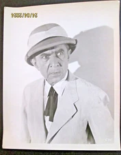 BELA LUGOSI :  (BELA LUGOSI MEETS A BROOKLYN GORILLA) ORIG,1952 VINTAGE PHOTO