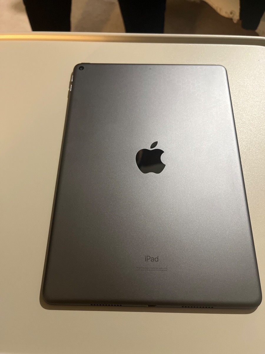 Apple iPad Air (10.5-inch, 64GB) - Space Gray (3rd Generation) and
