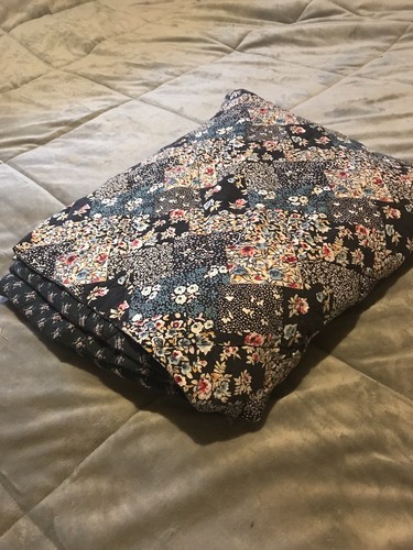 Handmade Pillow Quilt Throw 76 X 43 Inches - Picture 5 of 6