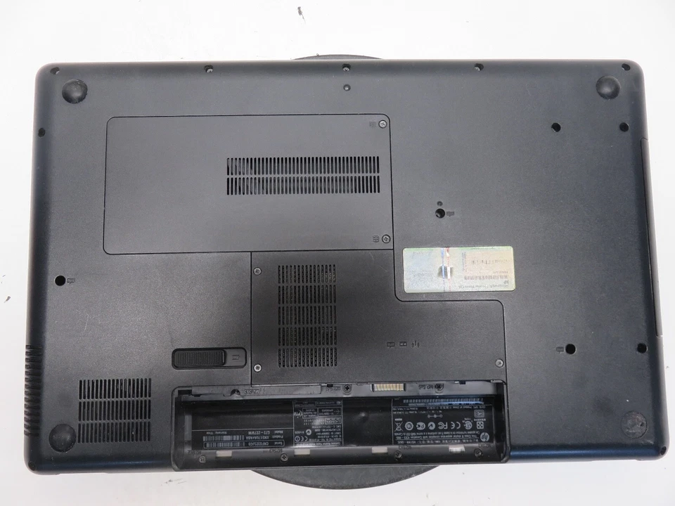 HP G72 Pentium Dual-Core T4500 2.3GHz 1 GB SIN DISCO DURO Sin batería Foto 4 de 4