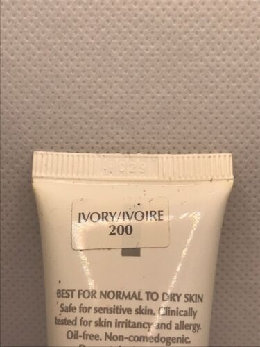 Mary Kay Full Coverage Foundation in Ivory 200. New Without Box! - Picture 3 of 5