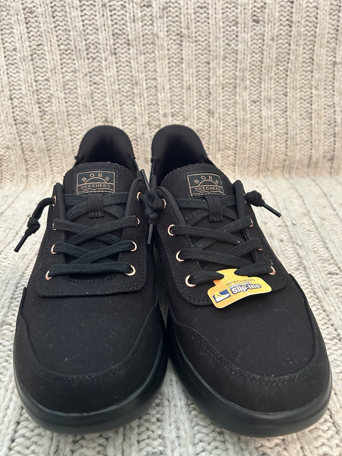 Skechers Women’s Bobs Skipper Keep It Sweet Slip-on Sneakers Black Size 9 RARE! image 3