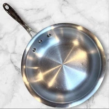 Calphalon 1388 Stainless Steel Fry Pan | 8” Skillet | Gently Used | Durable