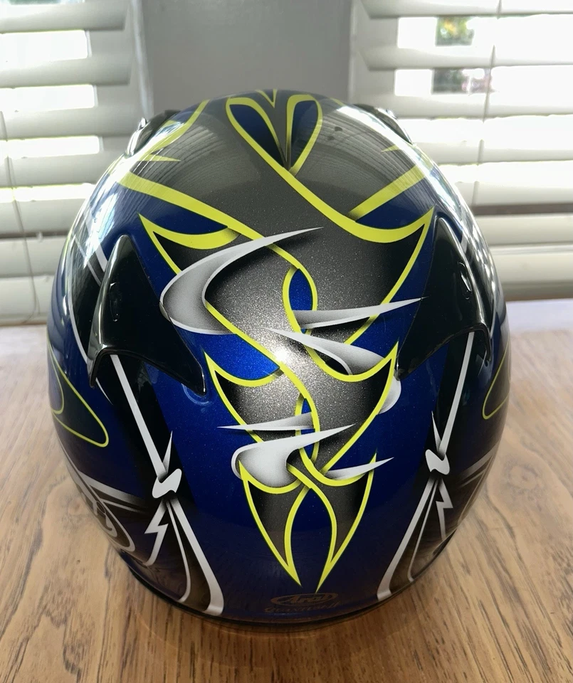 Casco de motocicleta Arai Quantum 2 cara completa grande azul/gráfico de neón Japón Foto 2 de 4