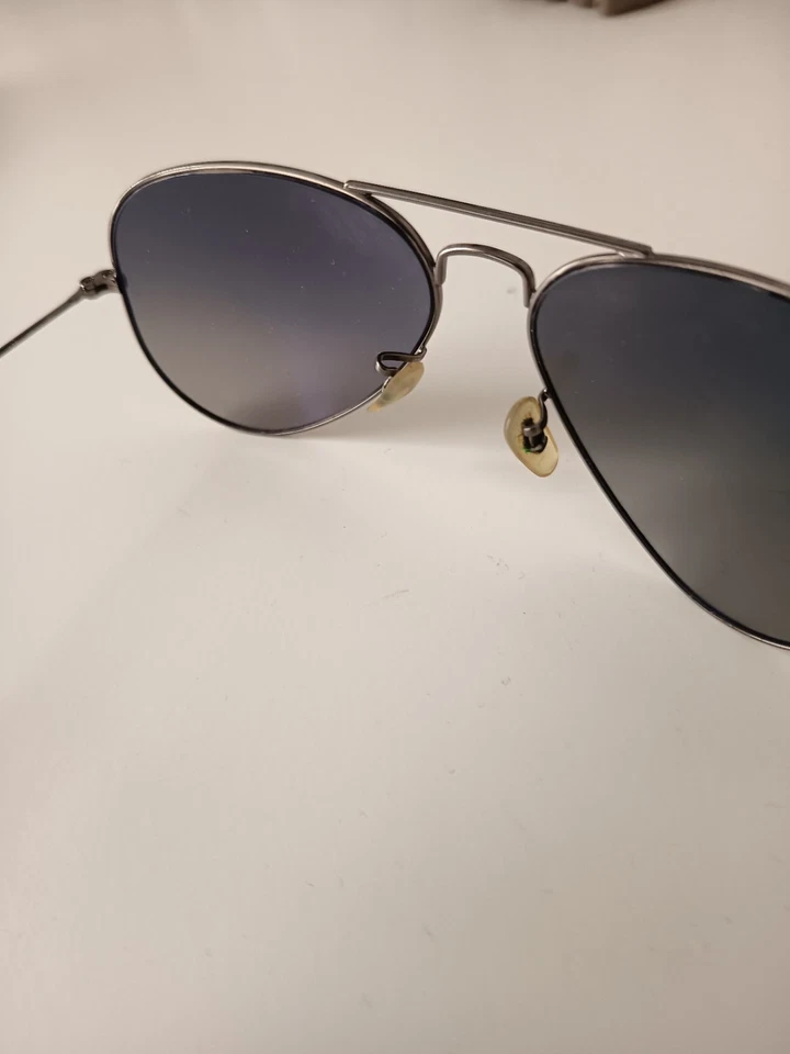 Genuine Ray-Ban Aviator Polarised Mirror Sunglasses RRP £228, photo 4 of 5