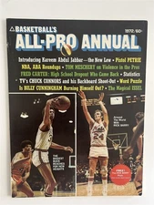 1972 Basketball MILWAUKEE Bucks KAREEM ABDUL JABBAR NBA ABA Prev PETE MARAVICH