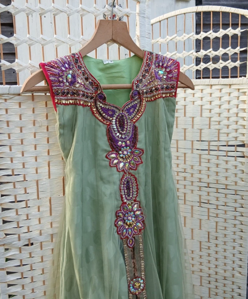 Вечеринка середины макси платье зеленый шелковистый с подкладкой с бисером вышивка сделано в Индии - Изображение 3 из 4