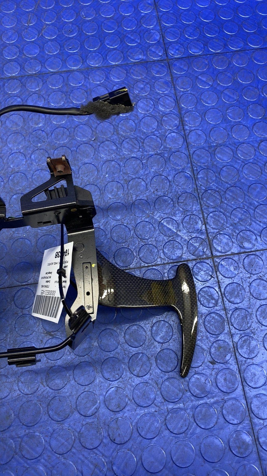 2008-2014 FERRARI CALIFORNIA FRONT STEERING WHEEL MOUNTED PADDLE SHIFTER GEAR