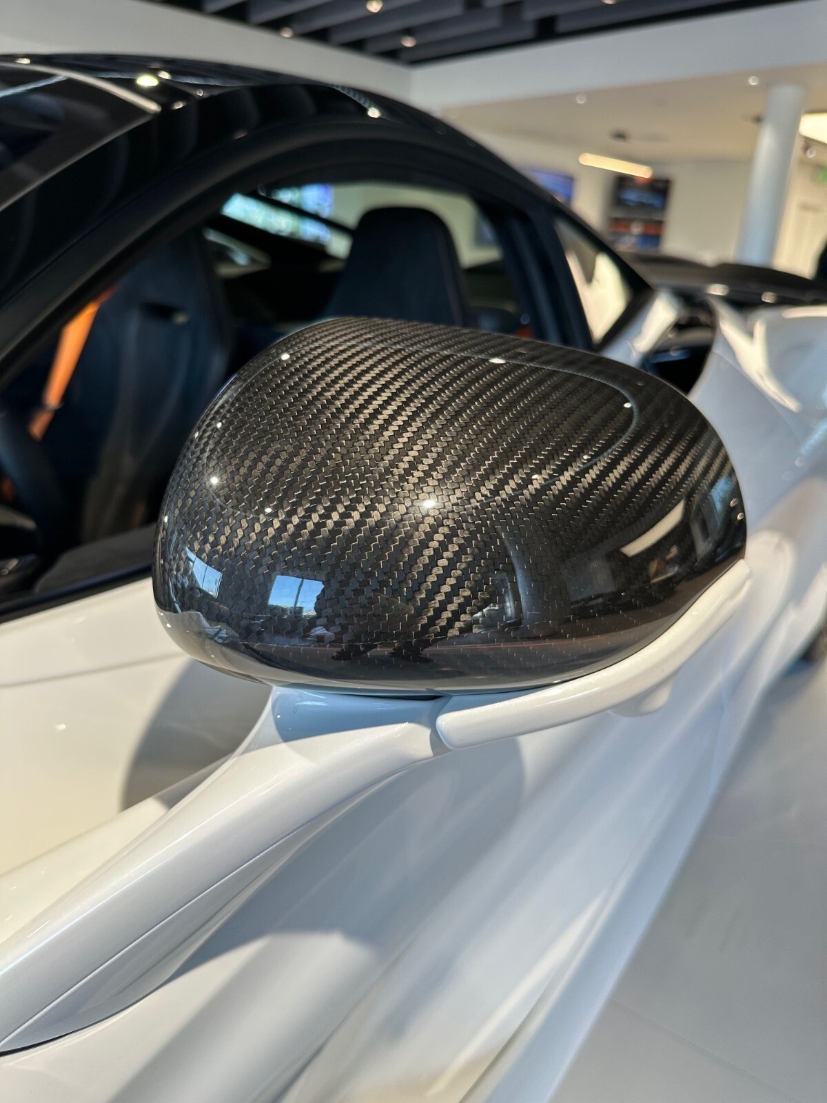 McLaren 750s Carbon fiber mirror cap LH