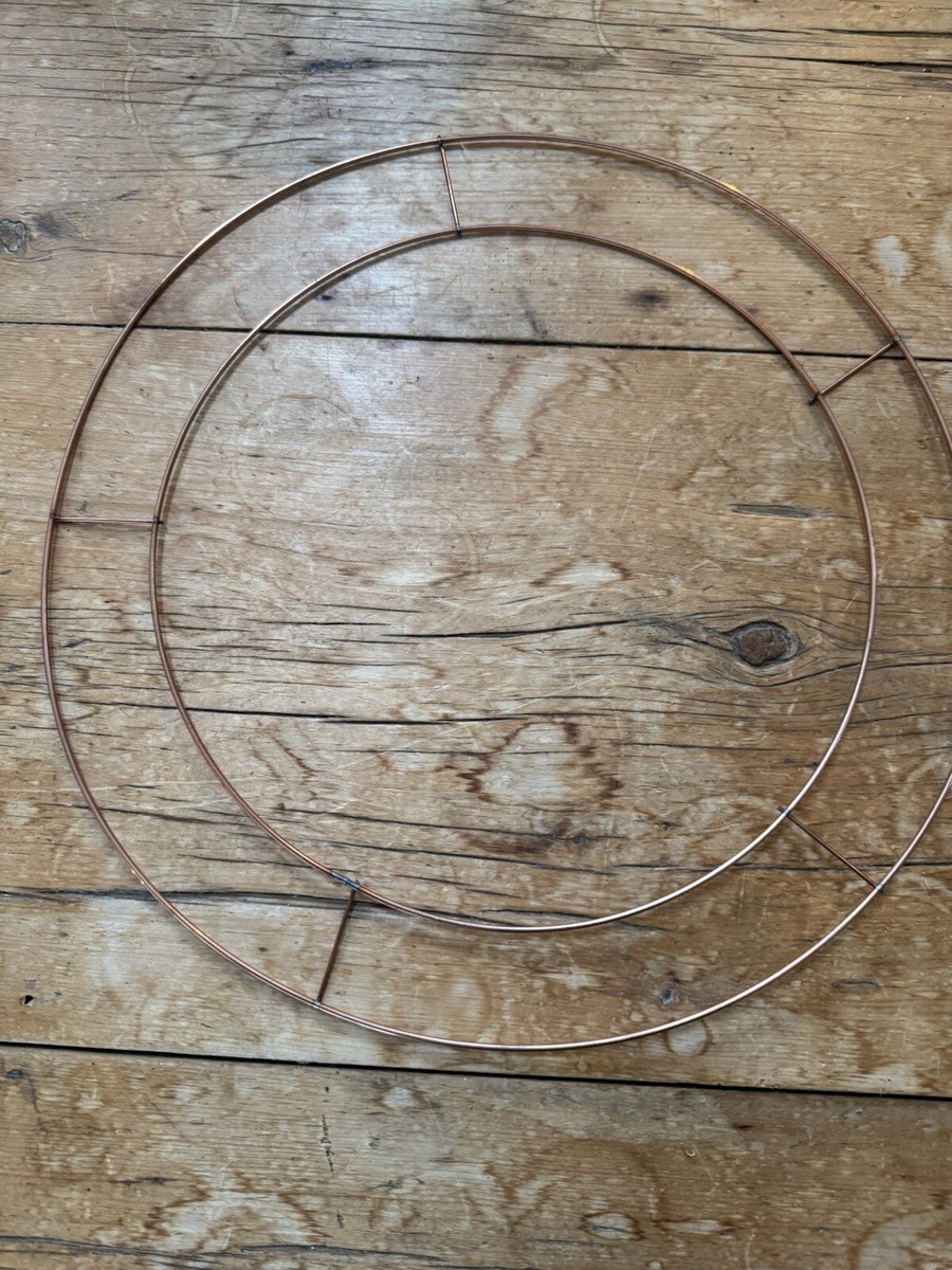 wire metal wreath frames 14” UK