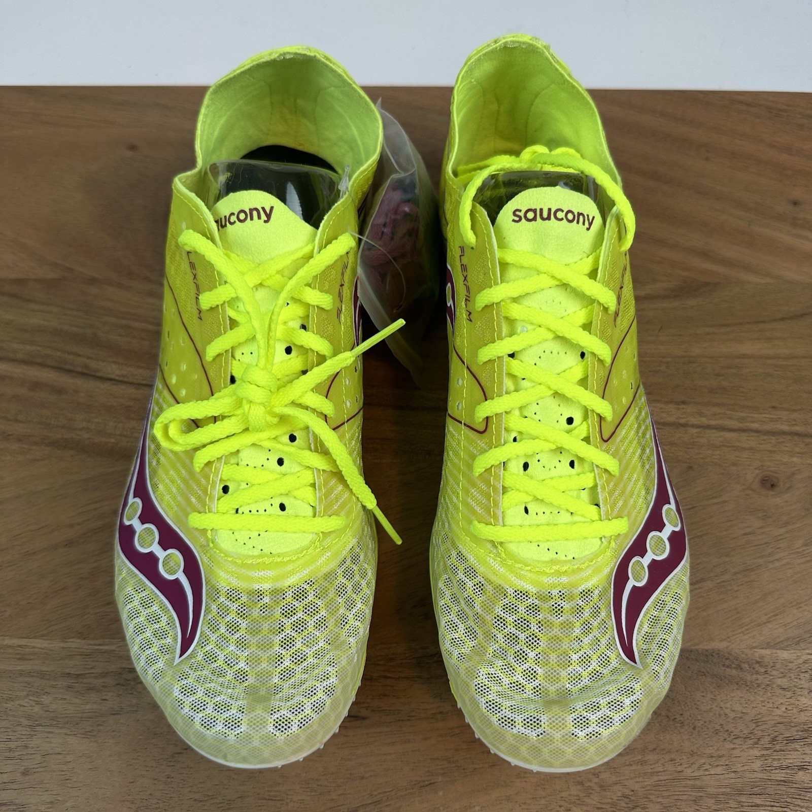 New Womens Saucony Endorphin Racing Track & Field Spiked Running Shoes Size 10 thumbnail 4