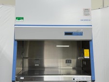 Thermo Fisher Scientific Type A2 Laminar Flow Cabinet Clean Bench 1120390067 Thermo Fisher Scientific Type A2 Laminar Flow Cabinet Clean Bench 1120390067