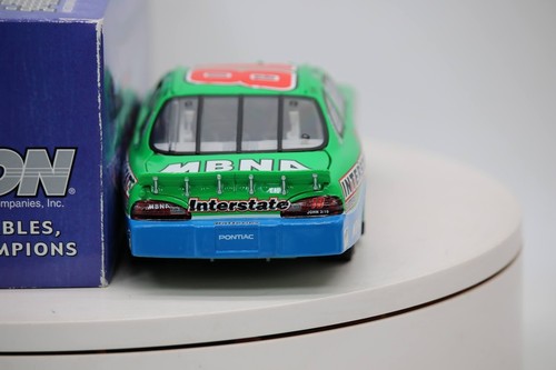 The Muppet Show Action 1:24 scale Diecast Car Bobby Labonte Nascar Gibbs Racing - Picture 8 of 8