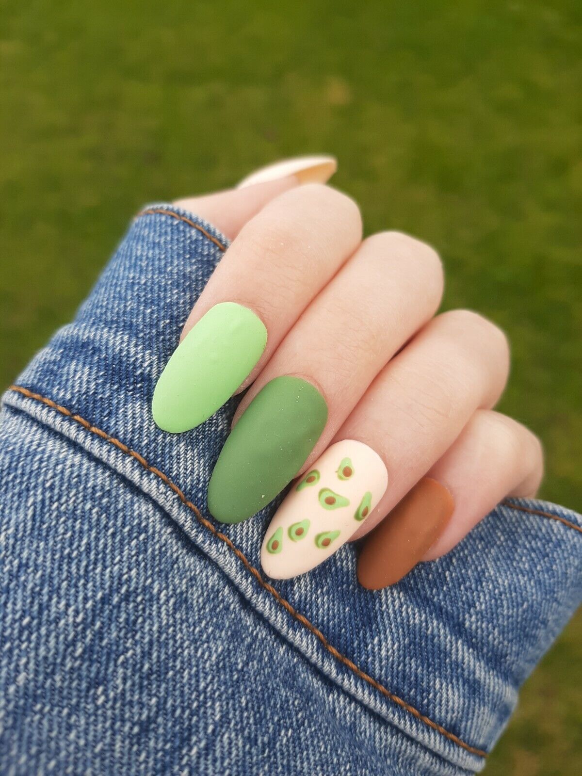 Refreshing Pistachio Green 🌿... - Nails and Things | Facebook