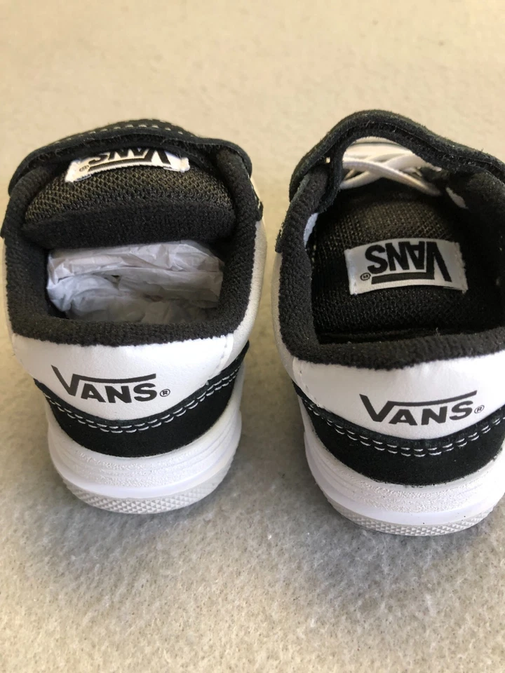 Vans Tenis Niños Pequeños 5 Nuevos Hylane Pop Rayas Laterales Negros/Como Nuevos Zapatos Informales Foto 4 de 4