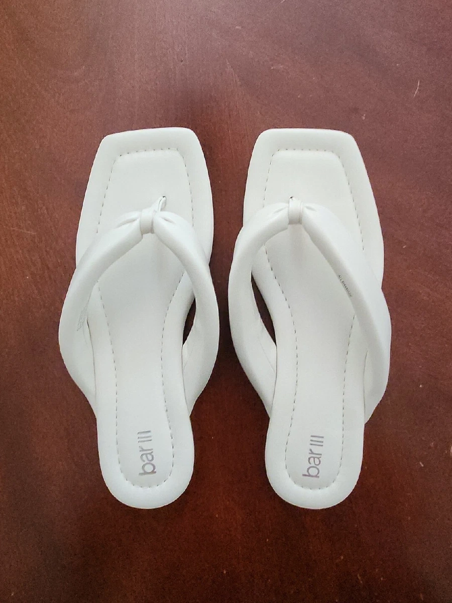 Bar iii flip flops sales