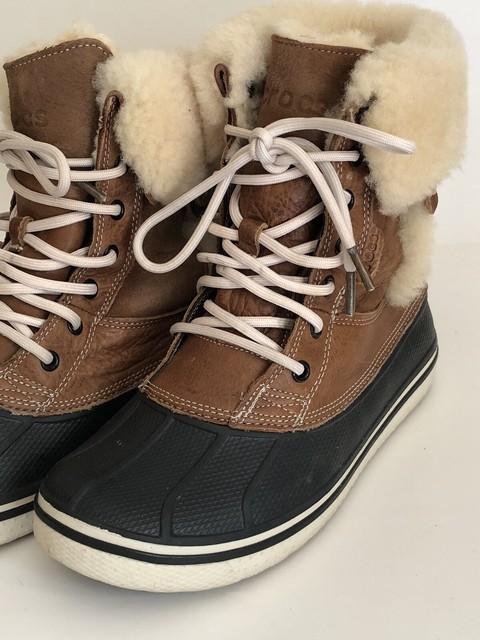 crocs women's allcast luxe duck boot