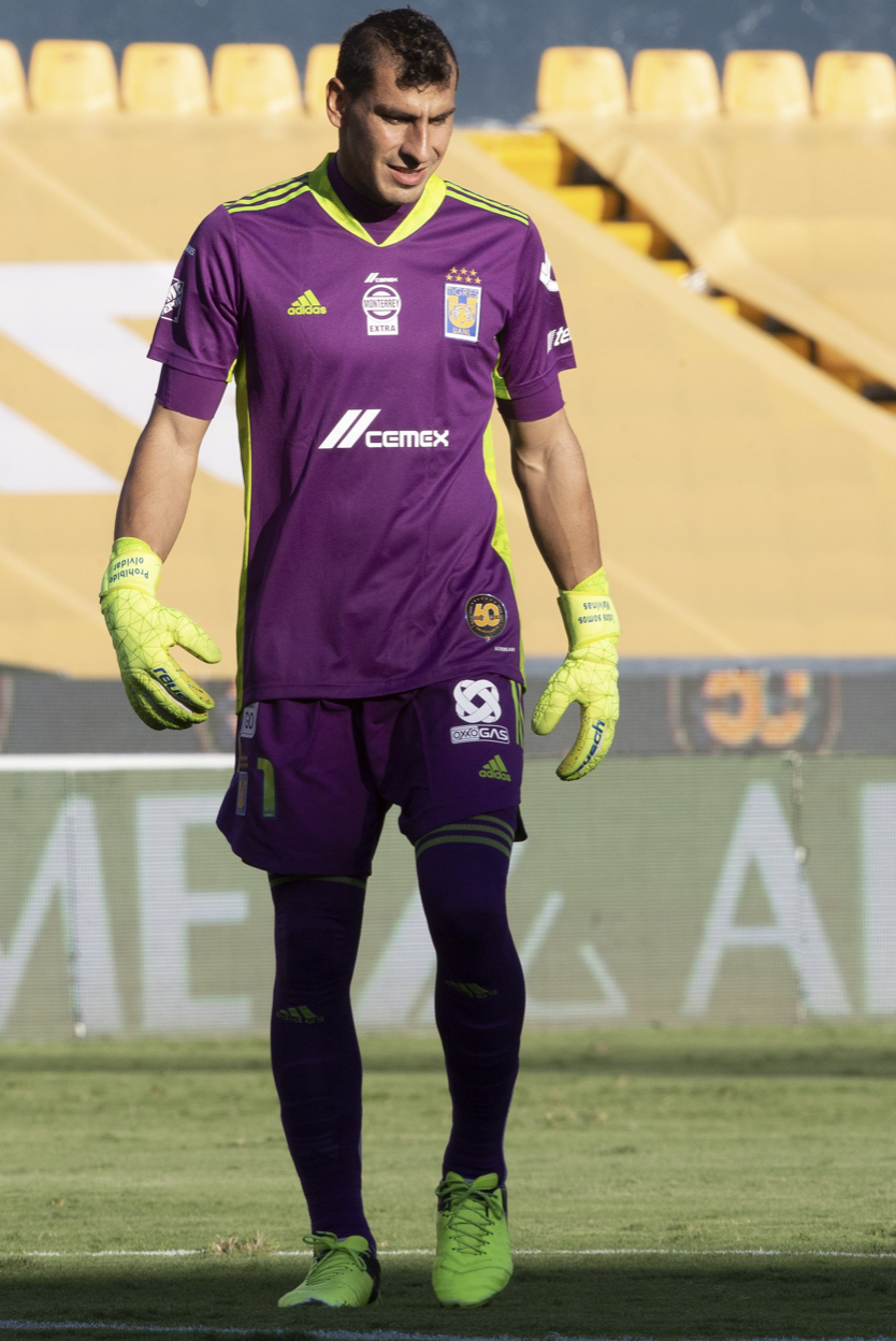 nahuel guzman jersey