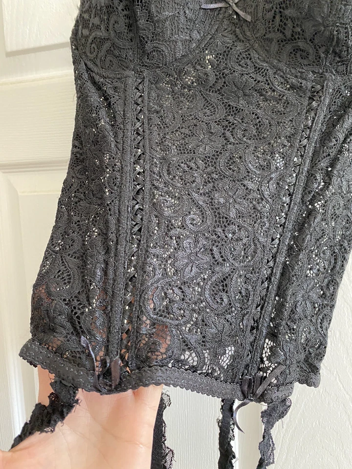Lencería corsé bustier sexy negra de malla deshuesada 38D años 90 Y2K de colección Foto 3 de 4