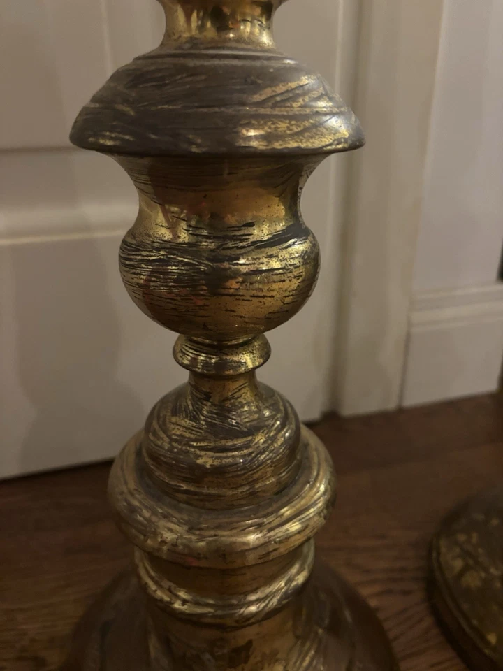 Coppia candelabri Da Altare Antichi 800 - Legno D’orato A Foglia d’oro - Italia - Immagine 3 di 4