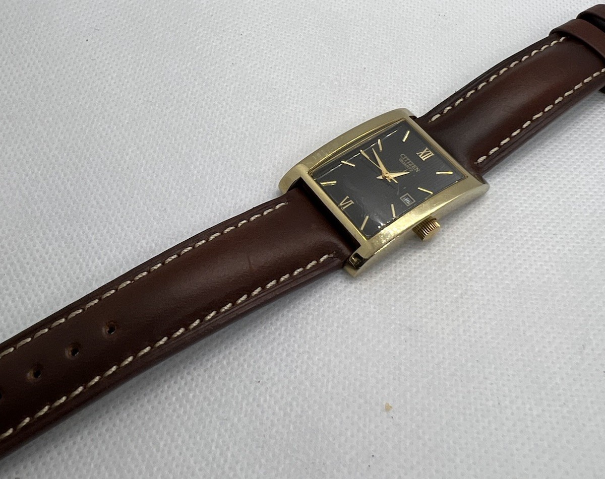 🌕🌑Rare Elegant Vintage Rectangular Tank Citizen… - image 3