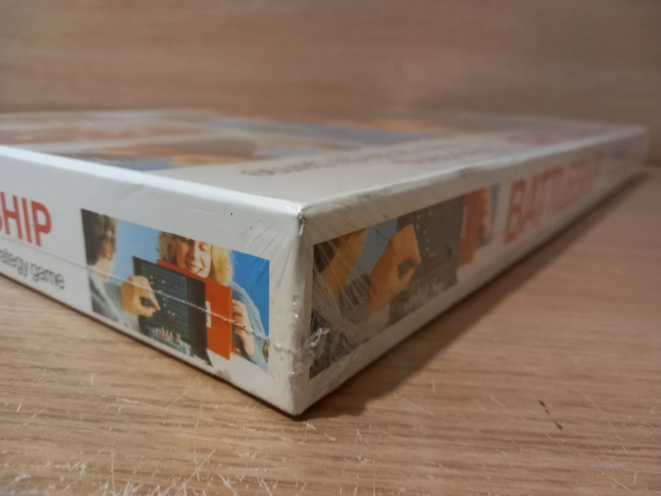 MB Games Battleship Naval Strategy Game 1983 Board Game still factory sealed - Image 3 of 4