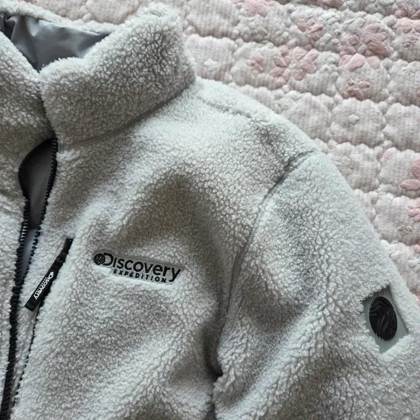 Discovery Down Feather Reversible Padded Jacket - image 10